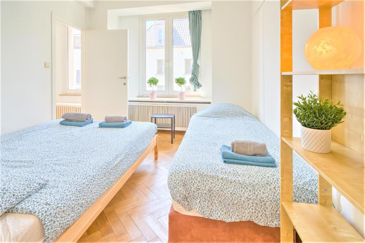 The Lily Lodge In The Heart Of Antwerp Exterior photo